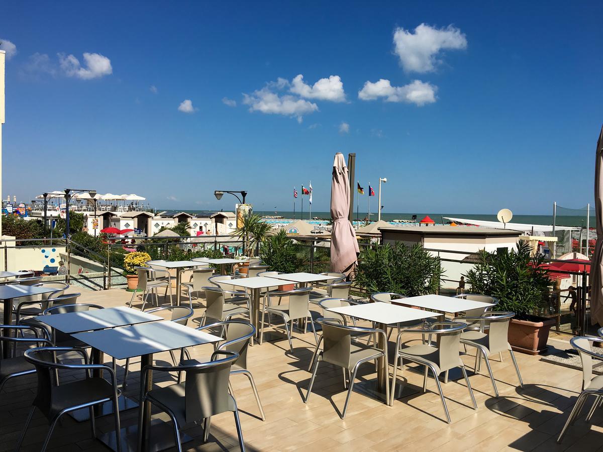Hotel Excelsior Католика Екстериор снимка