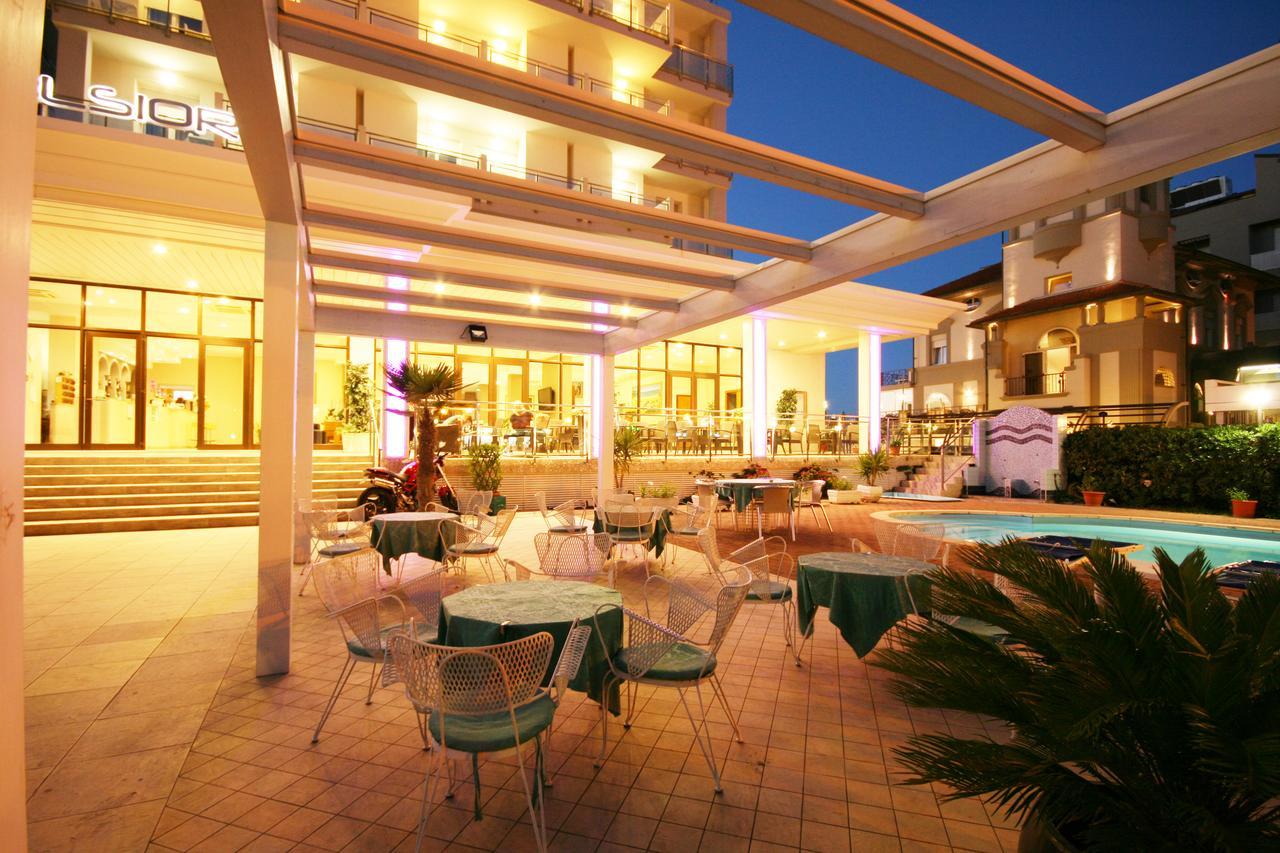Hotel Excelsior Католика Екстериор снимка