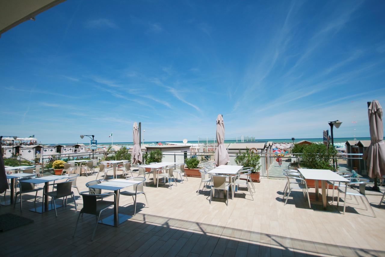 Hotel Excelsior Католика Екстериор снимка