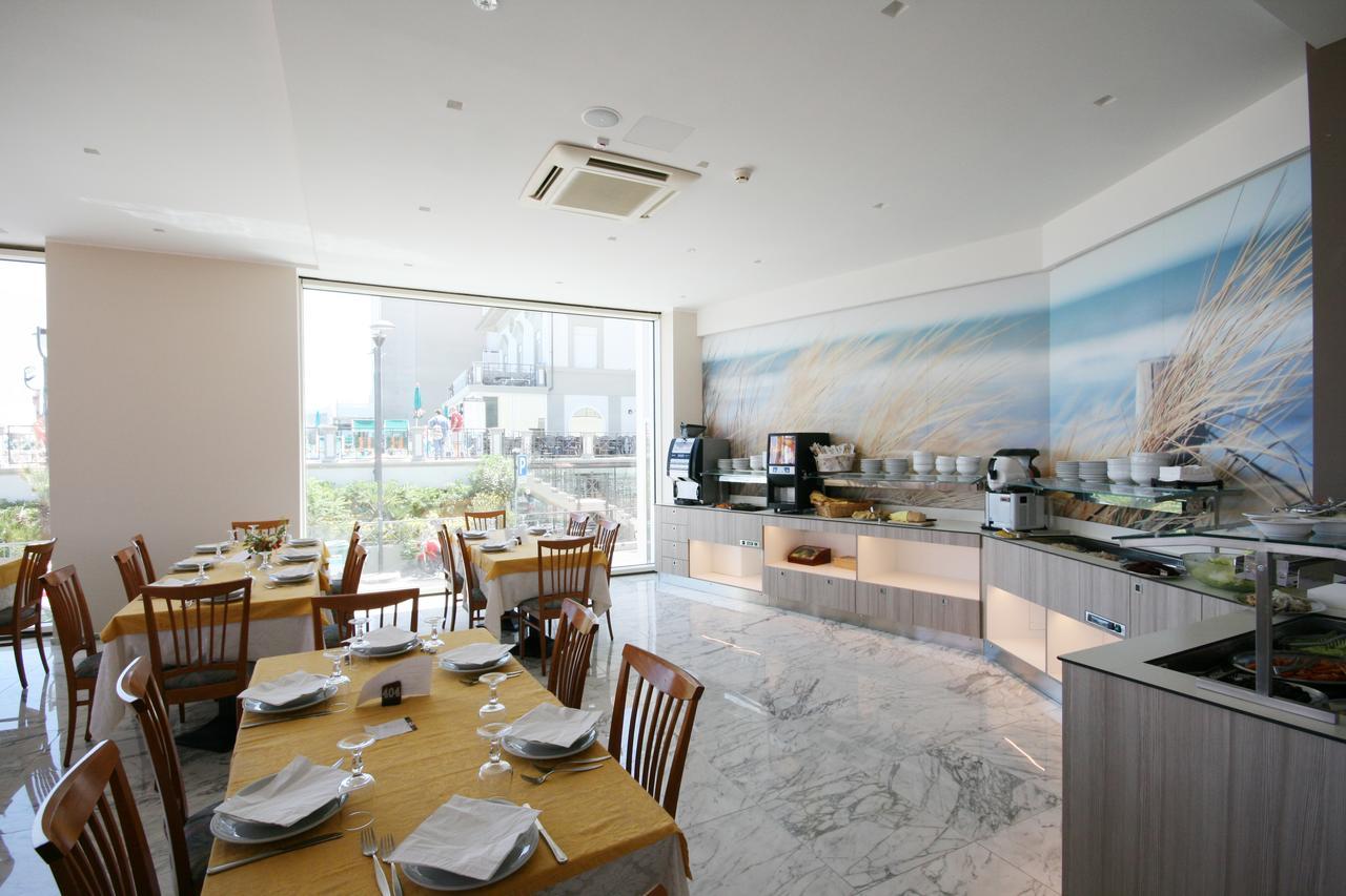 Hotel Excelsior Католика Екстериор снимка
